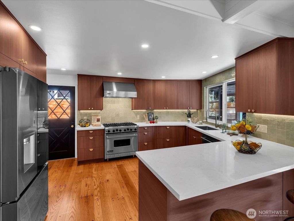Photo of 9616 242nd Place SW, Edmonds, WA 98020 (MLS # 2543124)