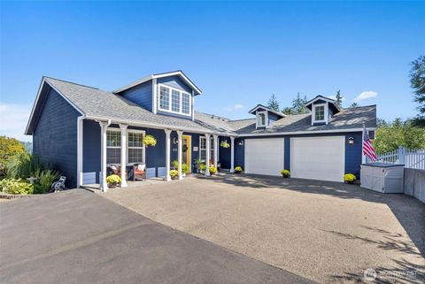 Photo of 1480 Pacific Avenue, Raymond, WA 98577 (MLS # 2434528)