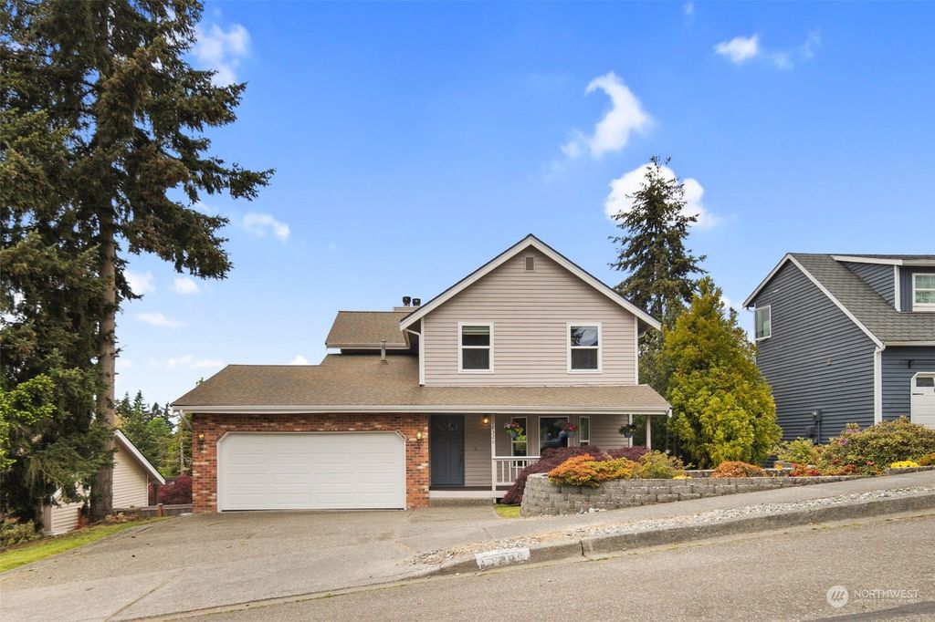Photo of 18320 69th Place W, Lynnwood, WA 98037 (MLS # 2237651)