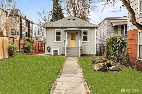 1521 E Spruce Street, Seattle, WA 98122 - MLS#: 2331131