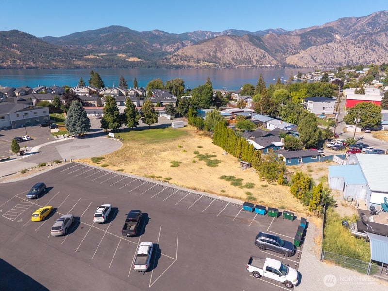 1 Wapato Court