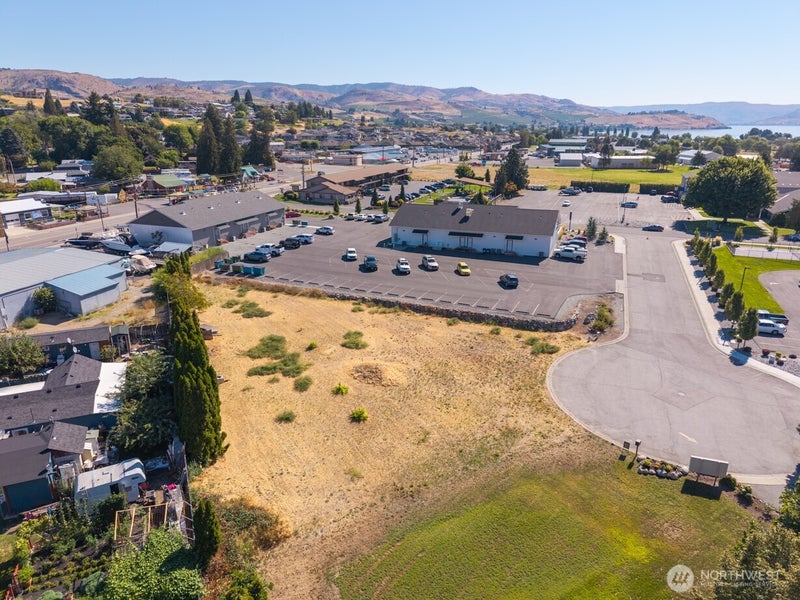 1 Wapato Court