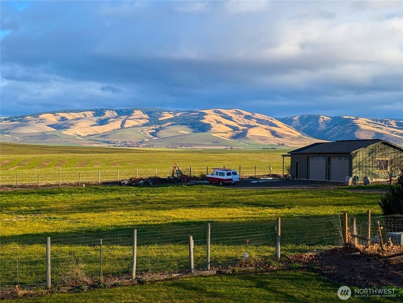 1224 Rooster Road