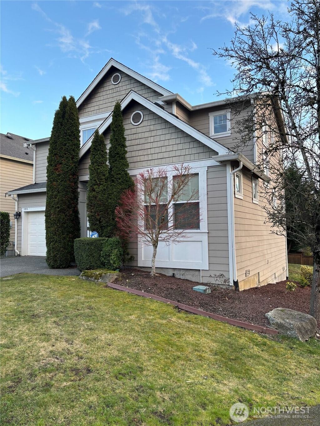 Photo of 1811 NE 21st Street, Renton, WA 98056 (MLS # 2337926)