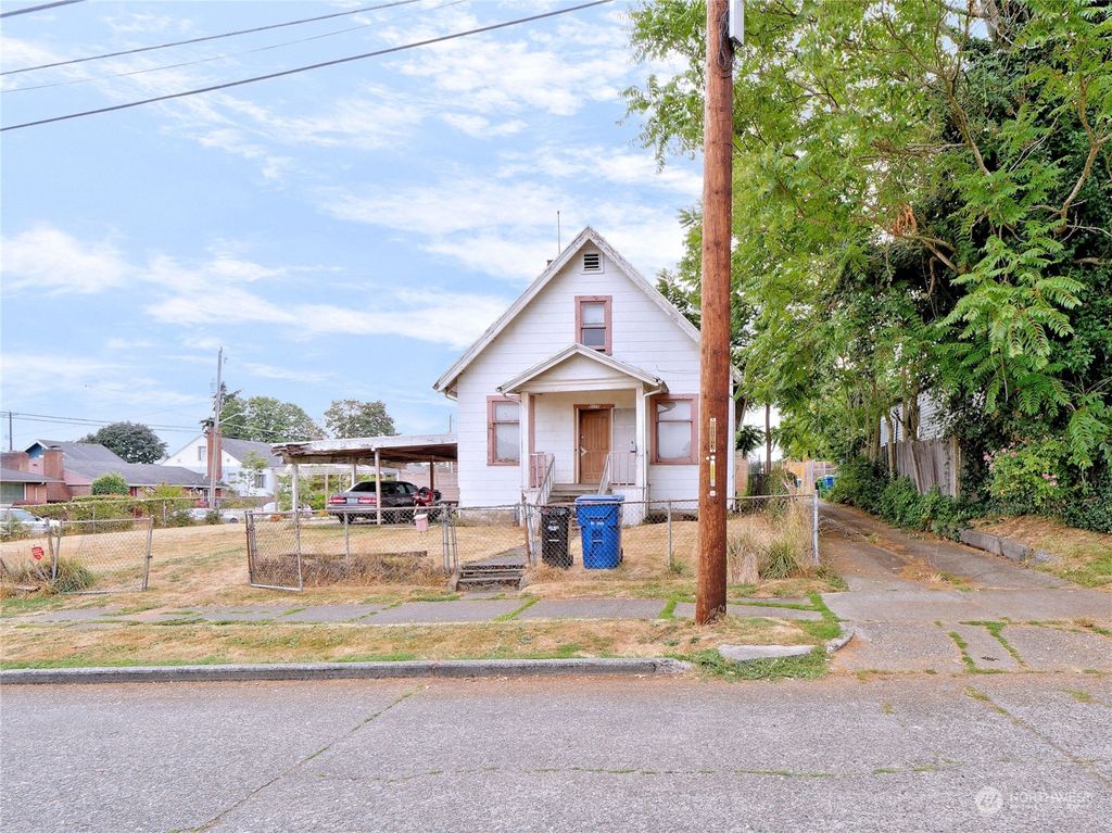 Photo of 6115 44th Avenue S, Seattle, WA 98118 (MLS # 2273857)