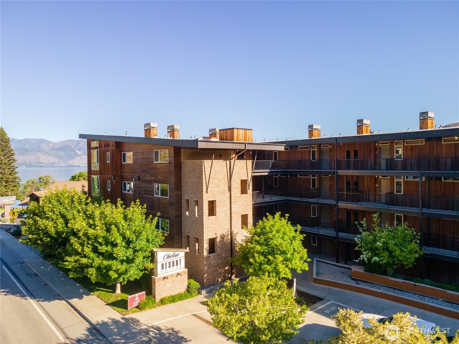 2220 W Woodin Avenue 110