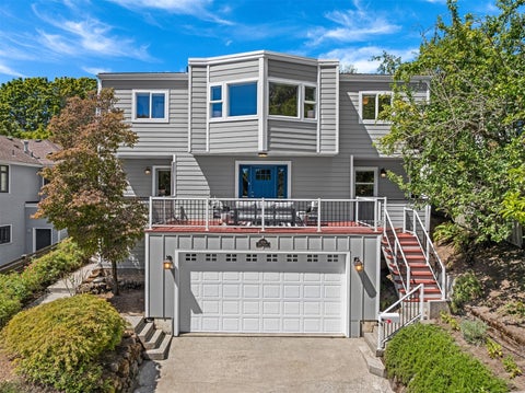 Photo of 209 32nd Avenue, Seattle, WA 98122 (MLS # 2598295)