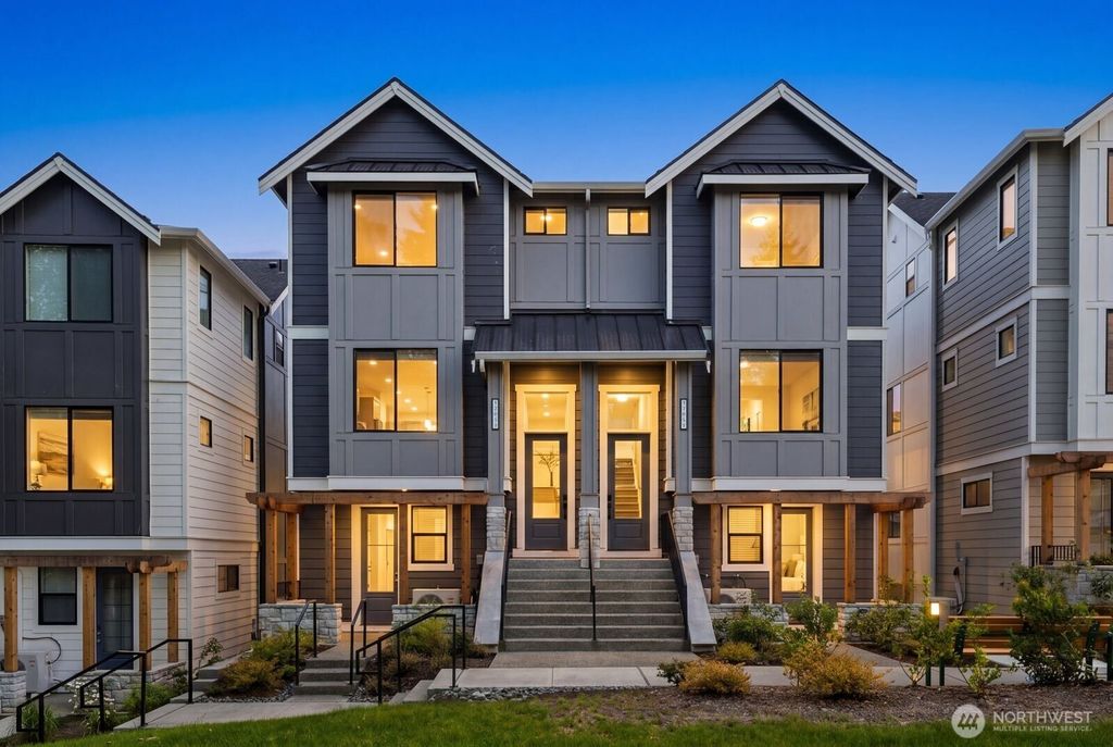 Photo of 13334 NE 144th Place, Woodinville, WA 98072 (MLS # 2519077)