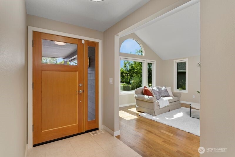 3200 SE Balboa Drive