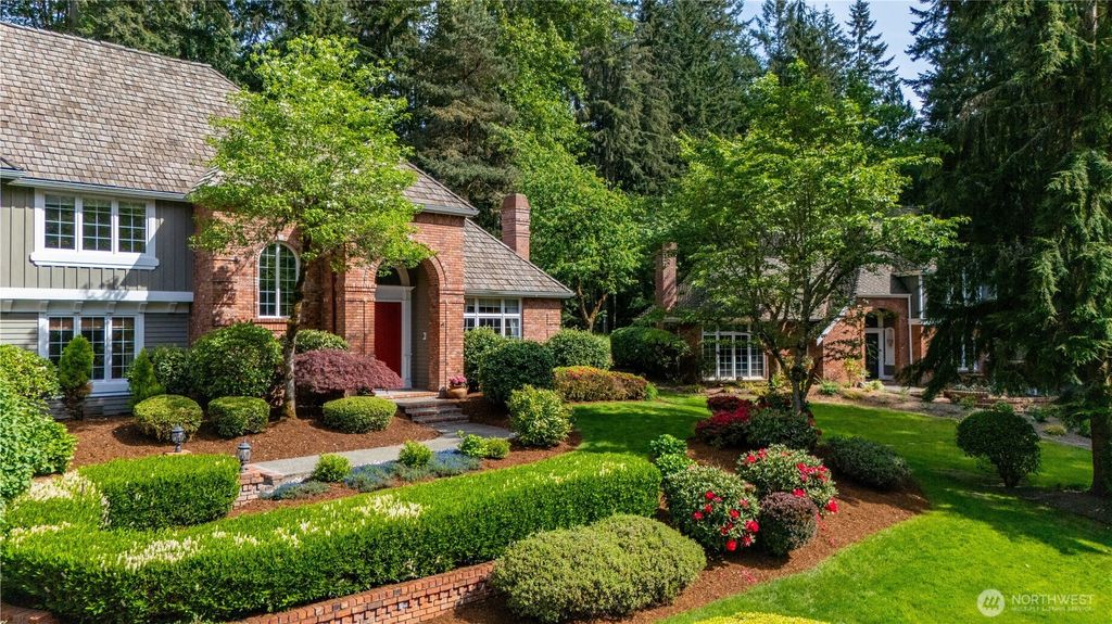 Photo of 21835 NE 104th Place, Redmond, WA 98053 (MLS # 2530509)