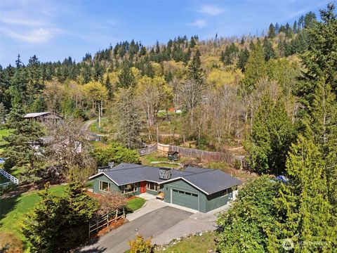 Photo of 16408 Tiger Mountain Road SE, Issaquah, WA 98027 (MLS # 2510214)