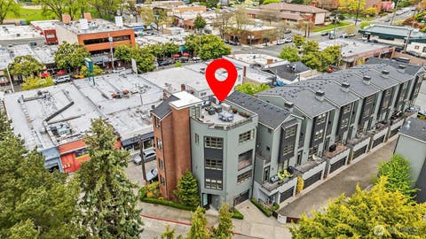 Photo of 3215 W Lynn Street, Seattle, WA 98199 (MLS # 2507951)