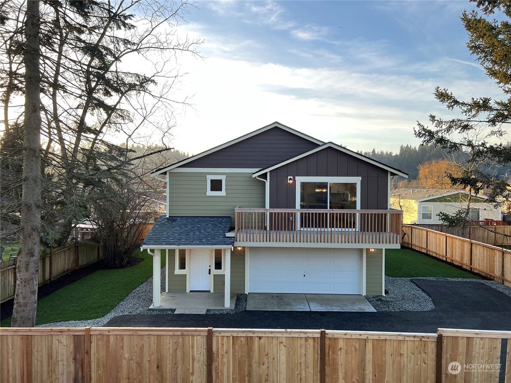 Photo of 108 Homer Avenue SW, Pacific, WA 98047 (MLS # 2028919)