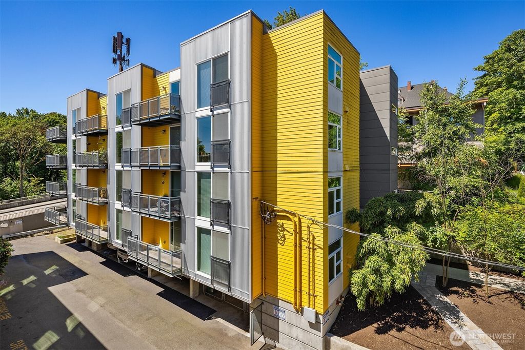 Photo of 2249 NE 46th Street, Seattle, WA 98105 (MLS # 2447245)