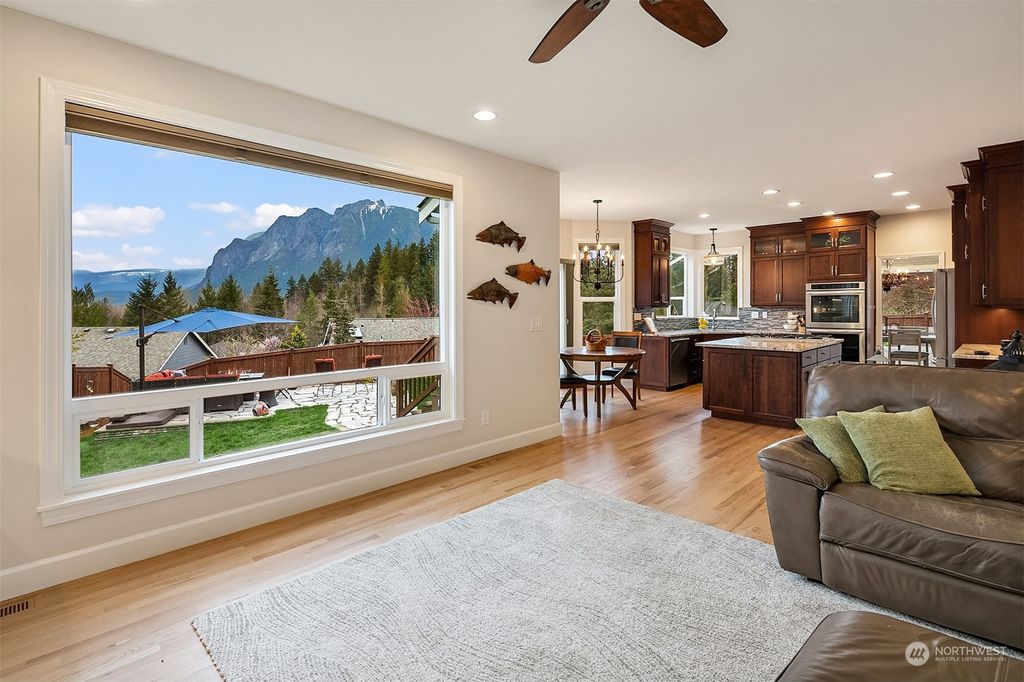 Photo of 1340 Hemlock Avenue SW, North Bend, WA 98045 (MLS # 2044463)