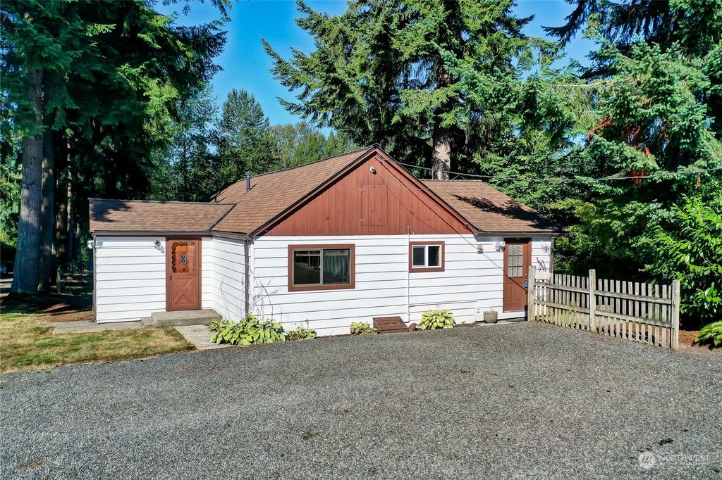 Photo of 16419 Snohomish Avenue, Snohomish, WA 98296 (MLS # 2161989)
