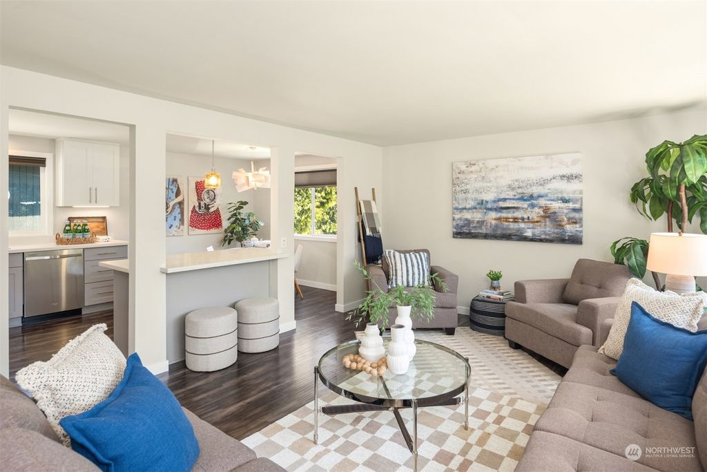 Photo of 806 26th Avenue S, Seattle, WA 98144 (MLS # 2265911)