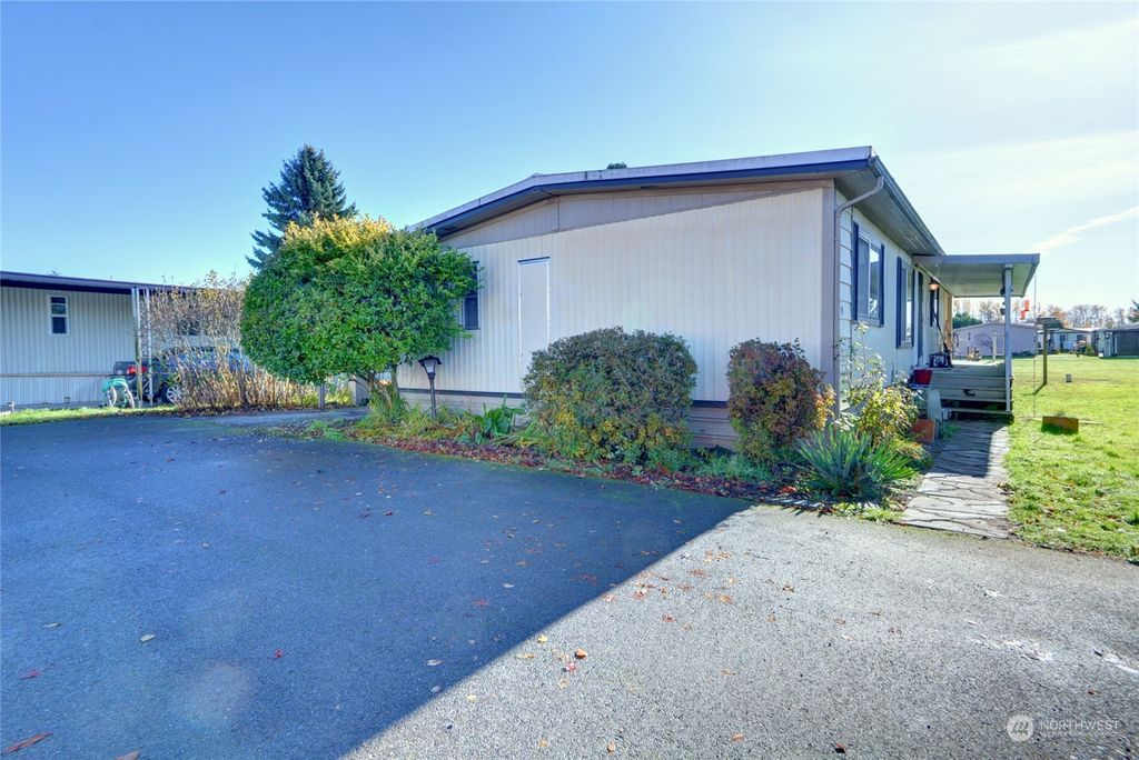 Photo of 16600 25th Avenue NE #19, Marysville, WA 98271 (MLS # 2179149)