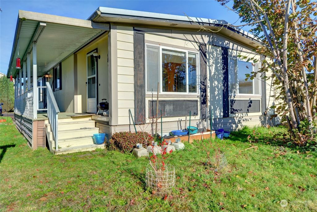 Photo of 16600 25th Avenue NE #19, Marysville, WA 98271 (MLS # 2179149)