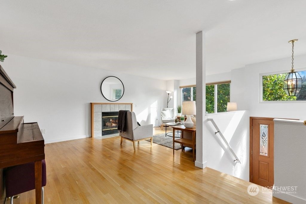 Photo of 7727 25th Avenue NE, Seattle, WA 98115 (MLS # 2296837)