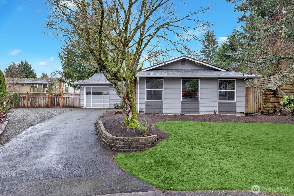 Photo of 7843 NE 146th Street, Kenmore, WA 98028 (MLS # 2453775)