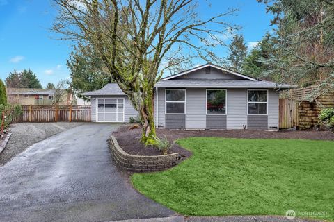 Photo of 7843 NE 146th Street, Kenmore, WA 98028 (MLS # 2453775)