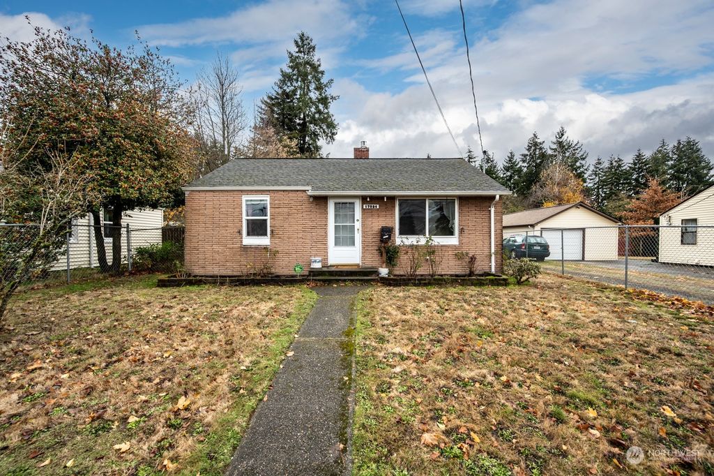 Photo of 17324 34th Avenue S, SeaTac, WA 98188 (MLS # 2014839)