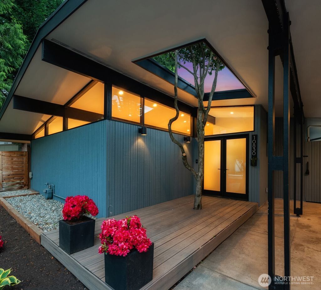 Photo of 10830 SE 2nd Street, Bellevue, WA 98004 (MLS # 2370982)