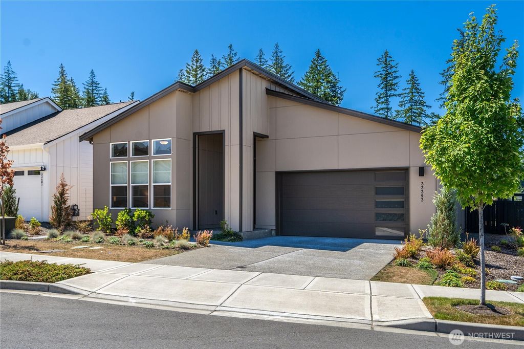 Photo of 33393 Douglas Avenue SE, Black Diamond, WA 98010 (MLS # 2414303)
