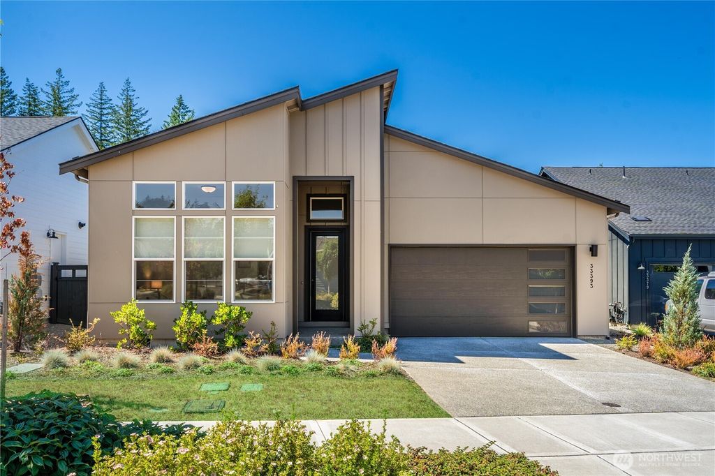 Photo of 33393 Douglas Avenue SE, Black Diamond, WA 98010 (MLS # 2414303)