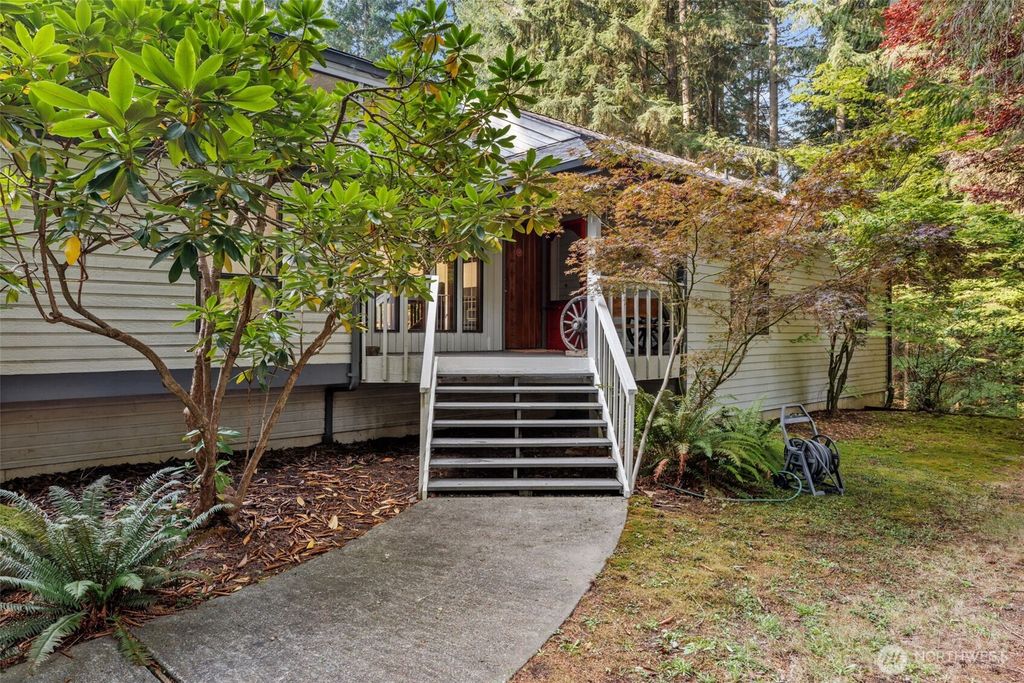 Photo of 4714 175th Street SE, Bothell, WA 98012 (MLS # 2463984)