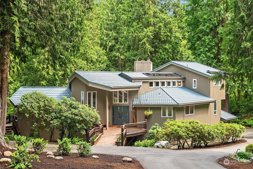 Photo of 20639 NE 169th Place, Woodinville, WA 98077 (MLS # 2149730)
