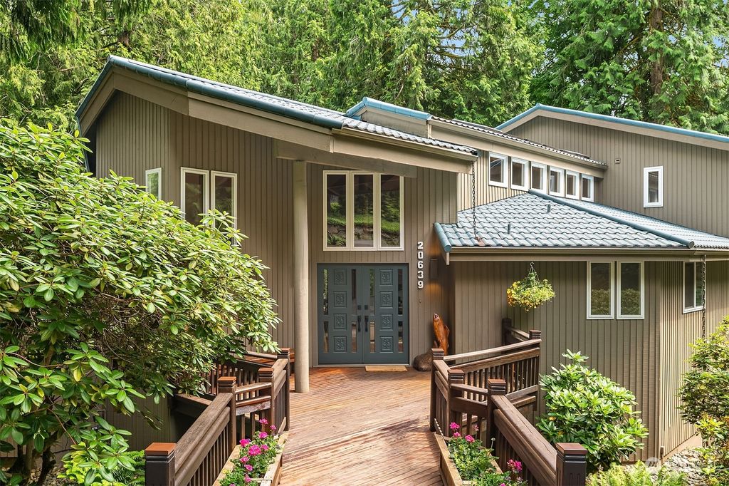 Photo of 20639 NE 169th Place, Woodinville, WA 98077 (MLS # 2149730)