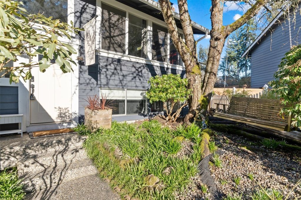 Photo of 5607 145th Place SW, Edmonds, WA 98026 (MLS # 2213087)