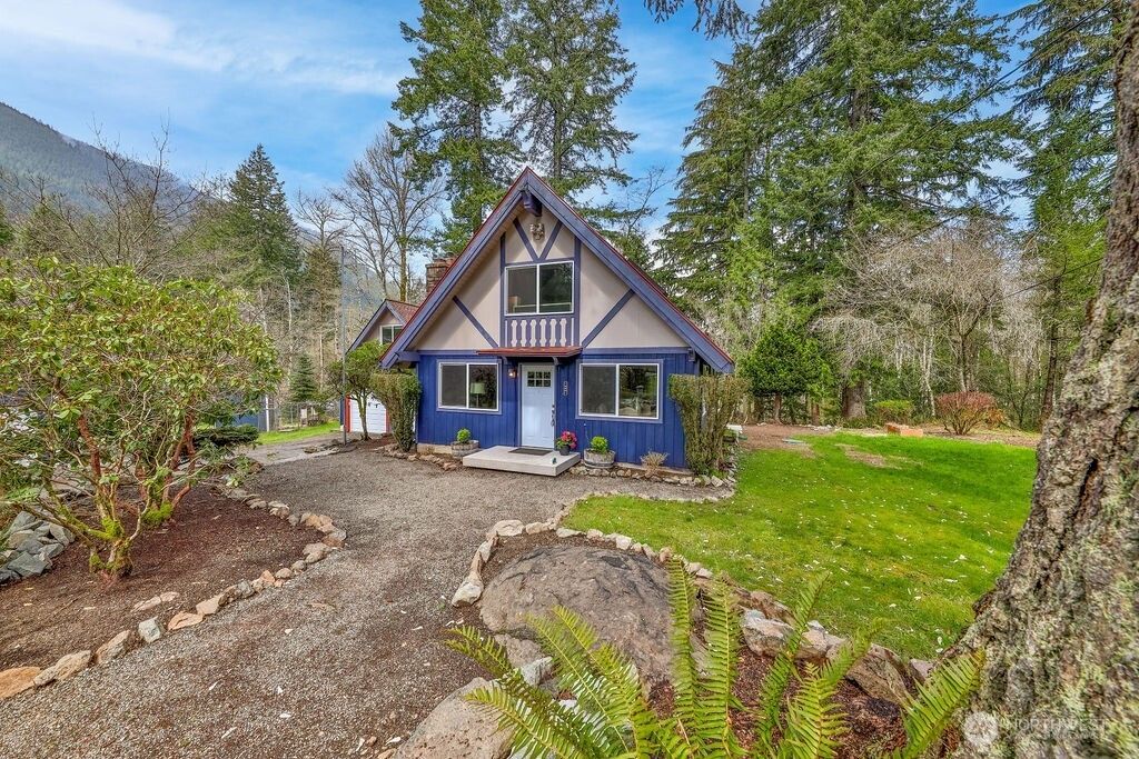 Photo of 16601 423rd Place SE, North Bend, WA 98045 (MLS # 2351329)