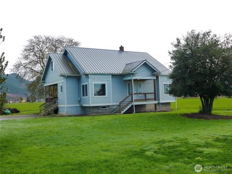 Photo of 19653 Cedardale Road, Mount Vernon, WA 98274 (MLS # 2477993)