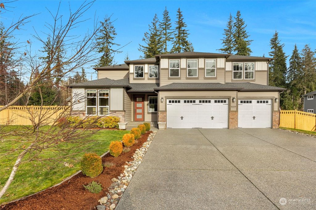 Photo of 11519 88th Street NE, Lake Stevens, WA 98258 (MLS # 2326998)