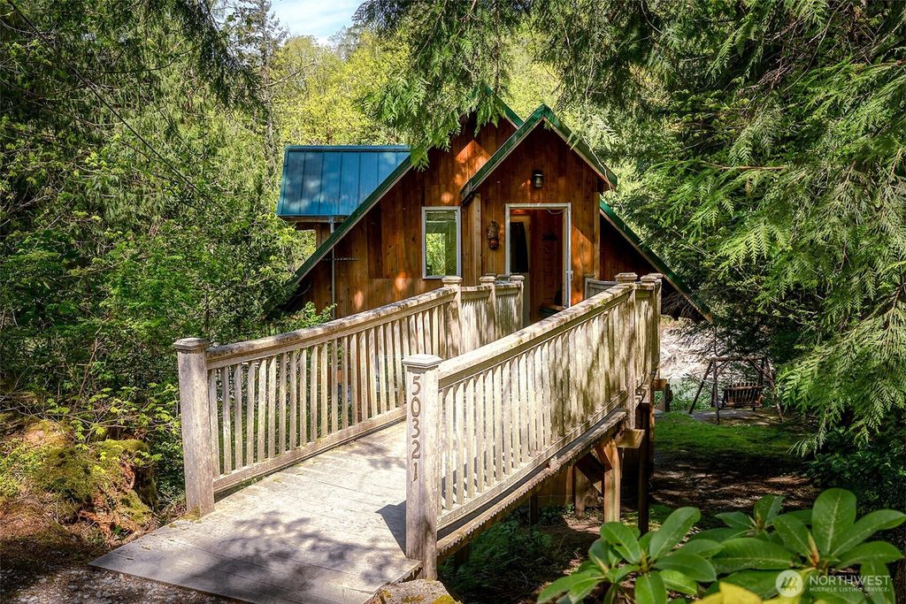 Photo of 50321 Loop Road, Gold Bar, WA 98251 (MLS # 2517371)