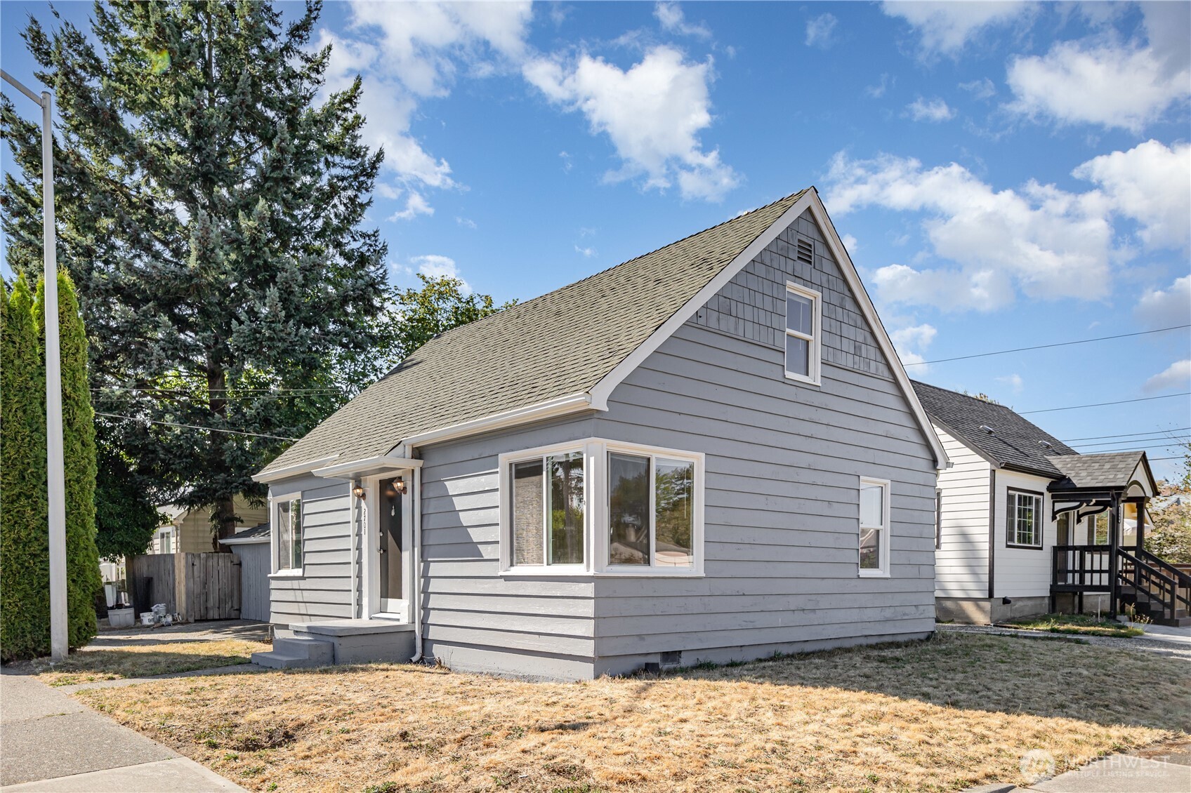 2701 S 15th Street