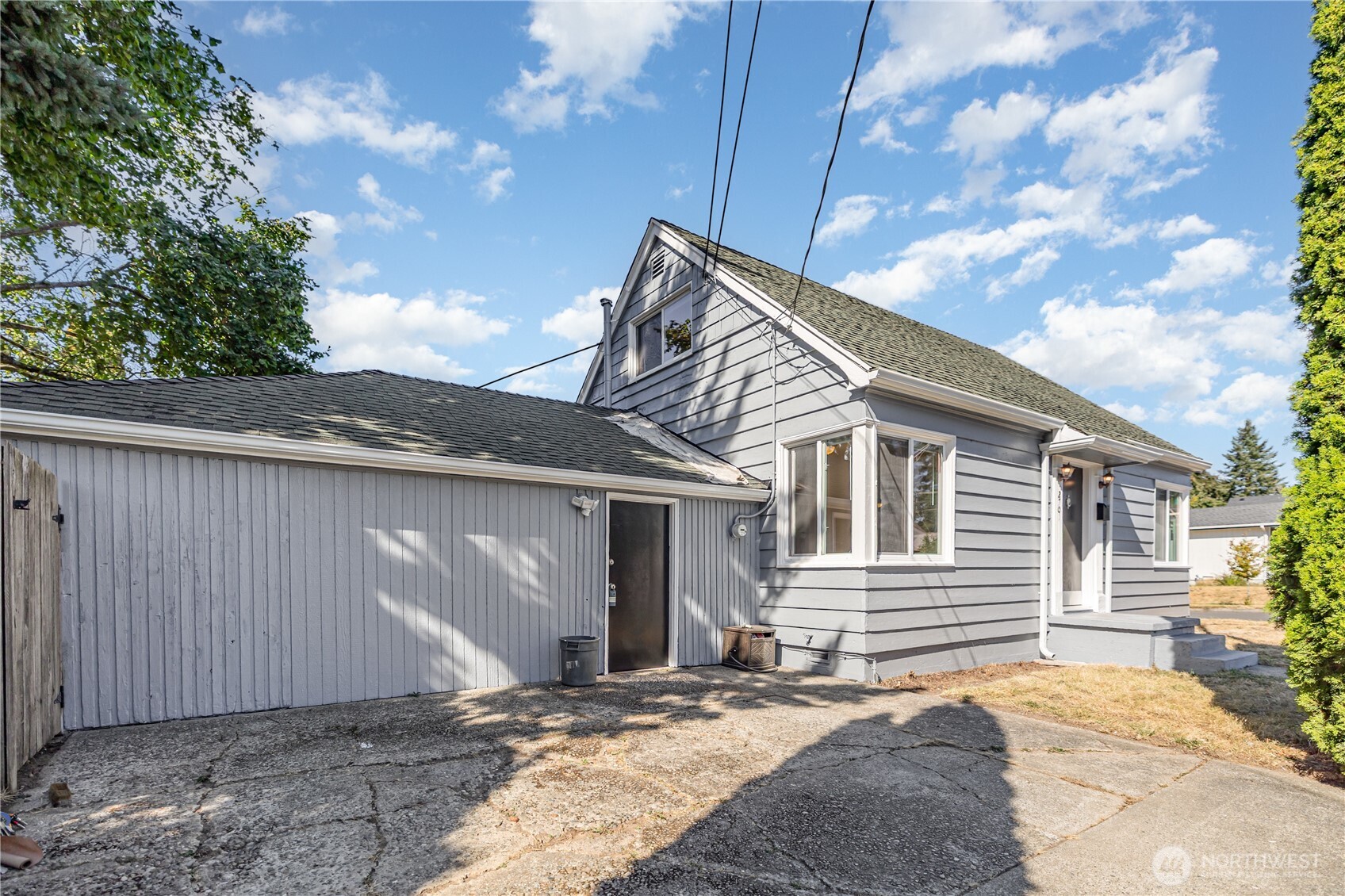 2701 S 15th Street