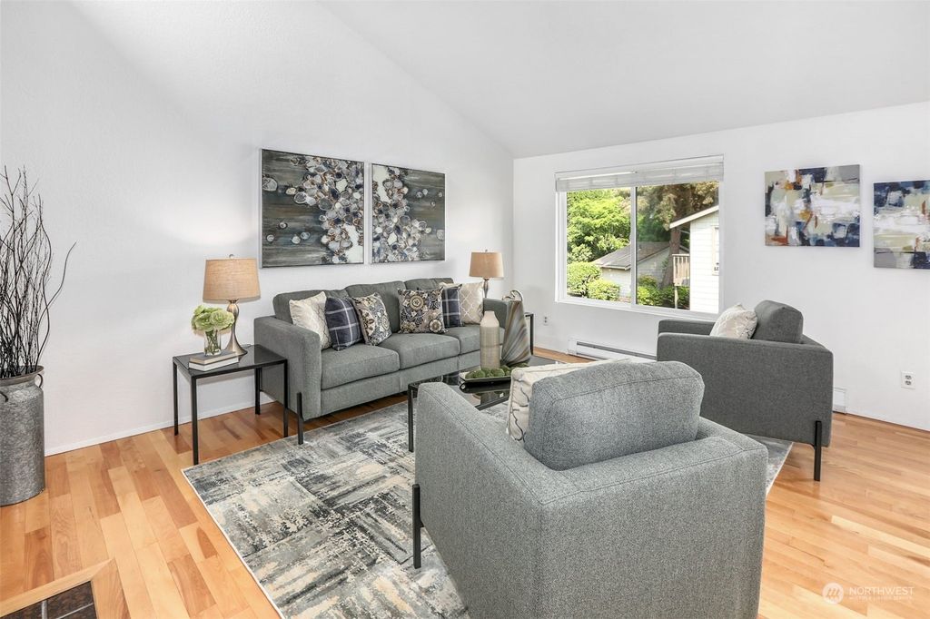 Photo of 14647 NE 35th Street #24, Bellevue, WA 98007 (MLS # 2068800)