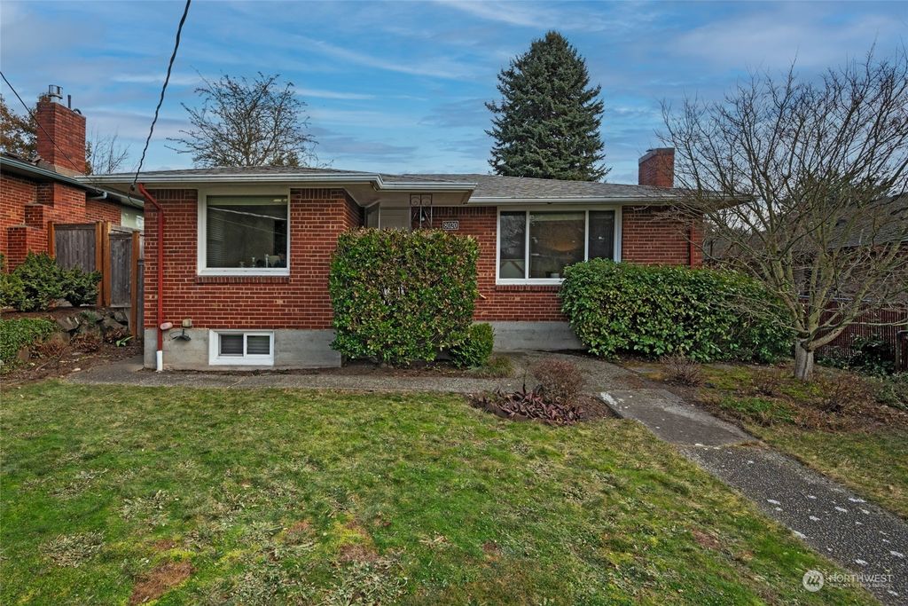 Photo of 8020 Corliss Avenue N, Seattle, WA 98103 (MLS # 2191212)