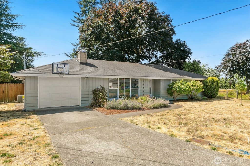 Photo of 479 Harrington Avenue NE, Renton, WA 98056 (MLS # 2410683)