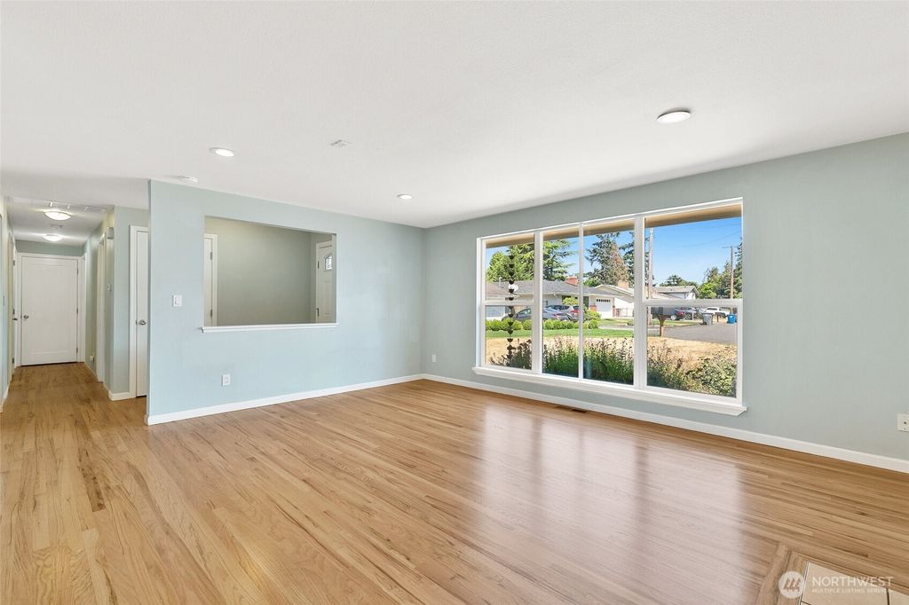 Photo of 479 Harrington Avenue NE, Renton, WA 98056 (MLS # 2410683)