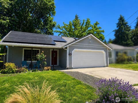 Photo of 1822 Eastside Street SE, Olympia, WA 98501 (MLS # 2515099)