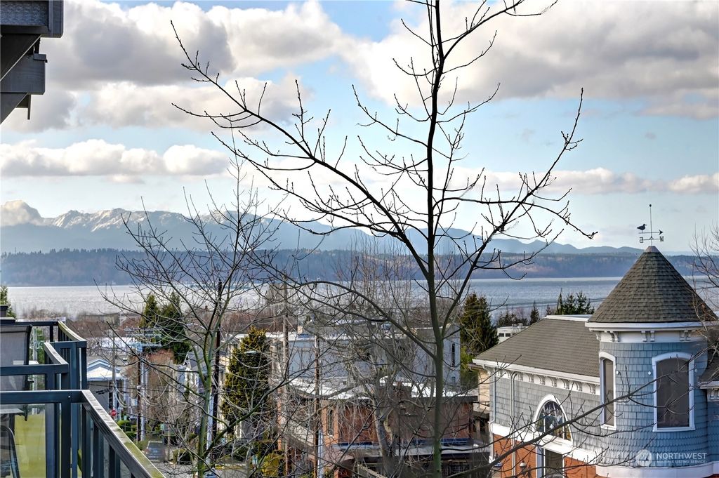 Photo of 505 5th Avenue S #312, Edmonds, WA 98020 (MLS # 2034723)