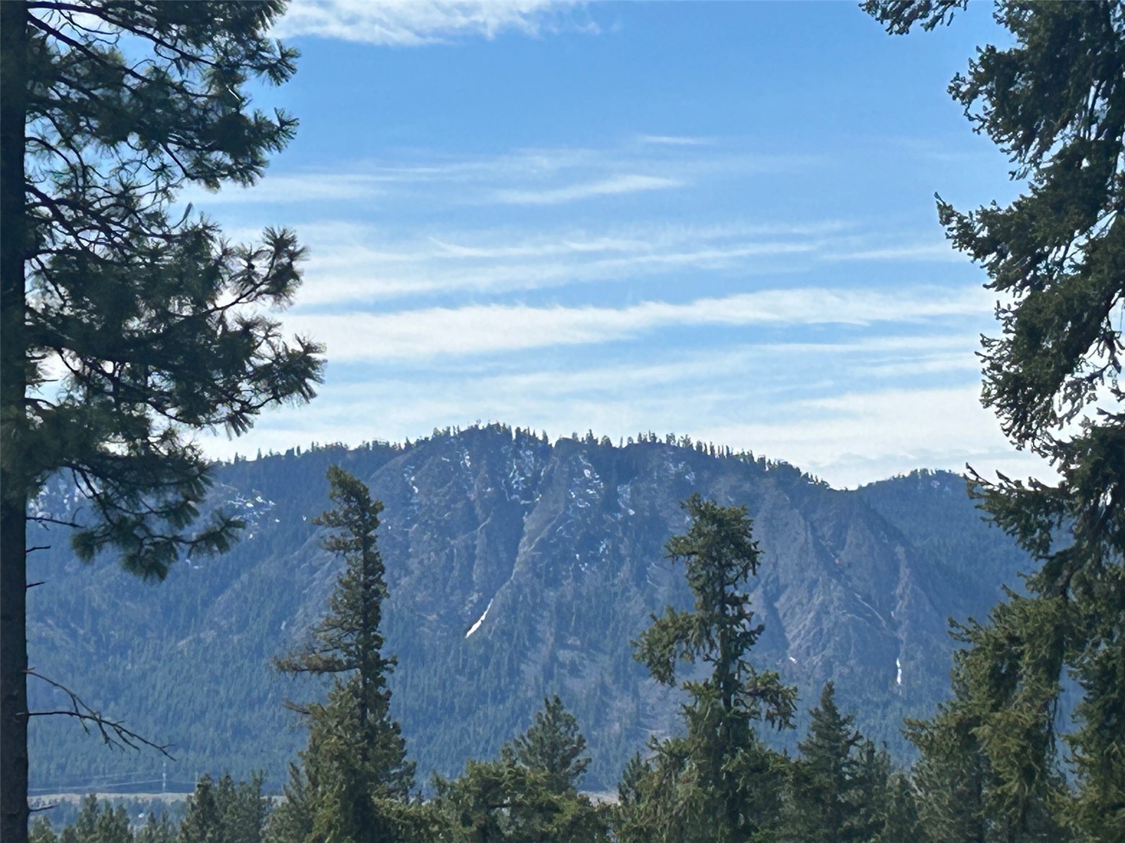 Cle Elum, Washington, 98922, United States, 3 Bedrooms Bedrooms, ,3 BathroomsBathrooms,Residential,Active,2031010