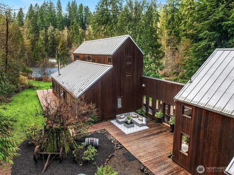 Photo of 16109 Kelly Road NE, Duvall, WA 98019 (MLS # 2469858)
