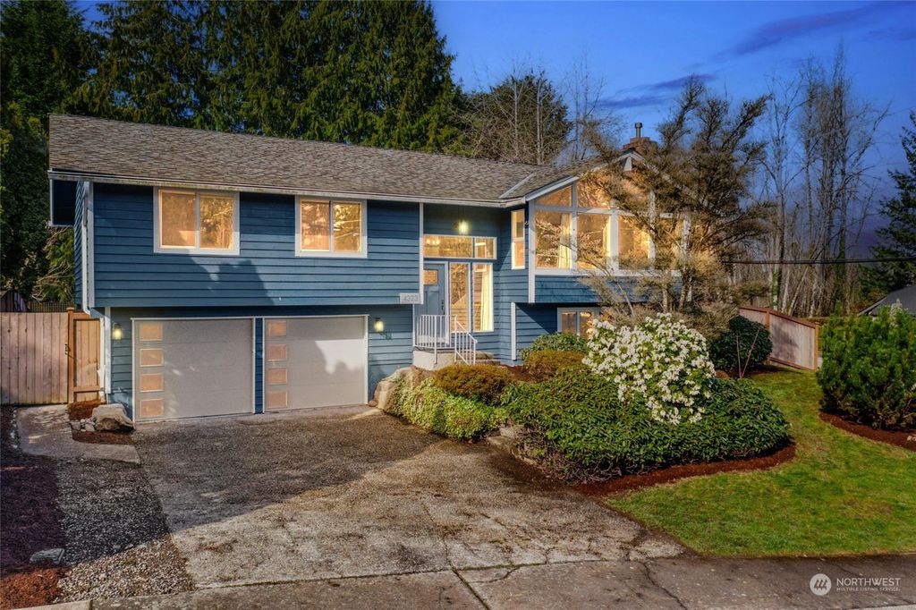 Photo of 4323 171st Avenue NE, Redmond, WA 98052 (MLS # 2207889)