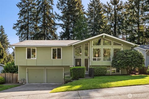 Photo of 21331 2nd Avenue SE, Bothell, WA 98021 (MLS # 2518578)